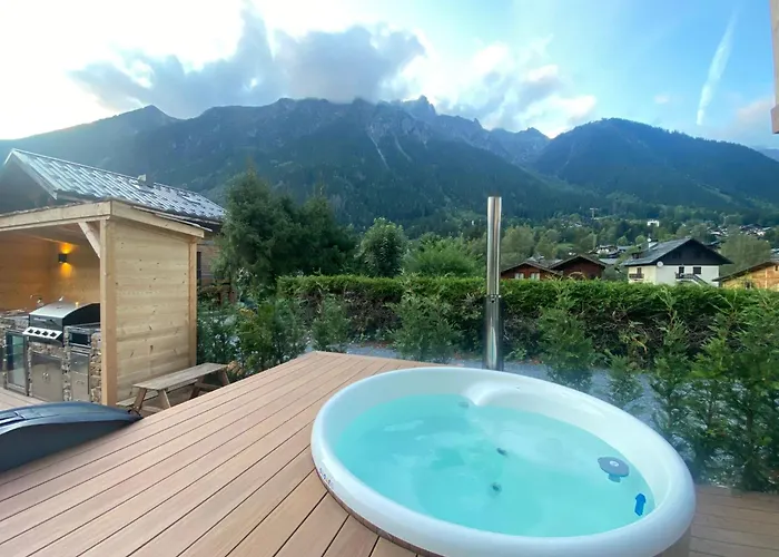 Sauna Bain Nordique Cinéma Vue Montange