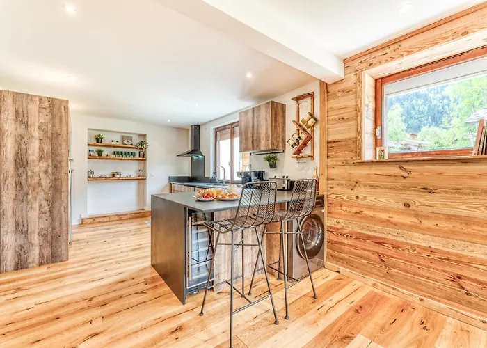 Sauna Bain Nordique Cinéma Vue Montange *