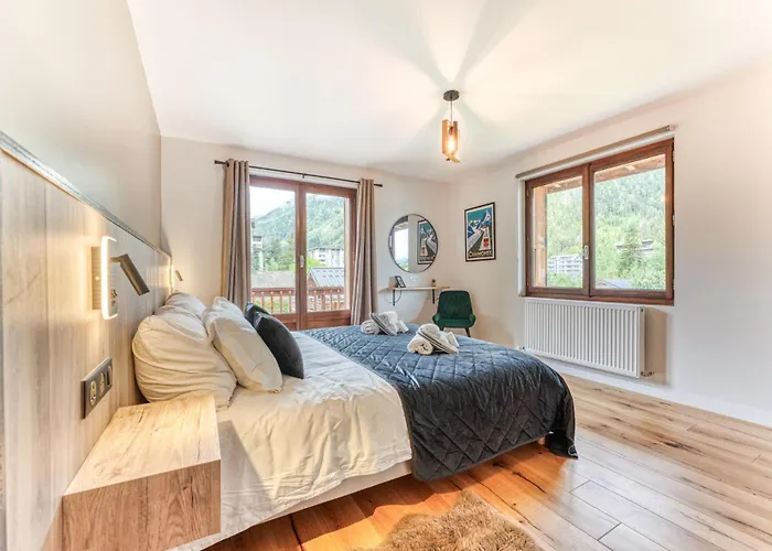 Sauna Bain Nordique Cinéma Vue Montange Chamonix Mont Blanc