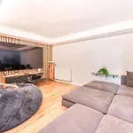 Sauna Bain Nordique Cinema Vue Montange Chalet Chamonix