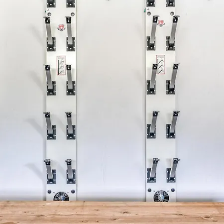 Sauna Bain Nordique Cinema Vue Montange בקתה שאמוני