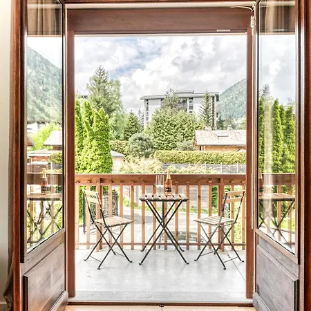 Sauna Bain Nordique Cinema Vue Montange Шале