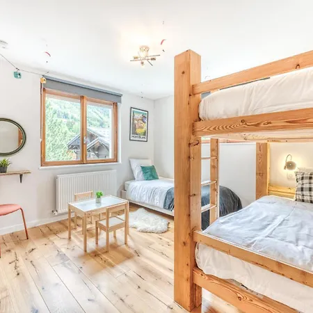 Sauna Bain Nordique Cinema Vue Montange שאמוני