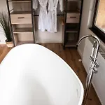 Chalet Sauna Bain Nordique Cinéma Vue Montange *